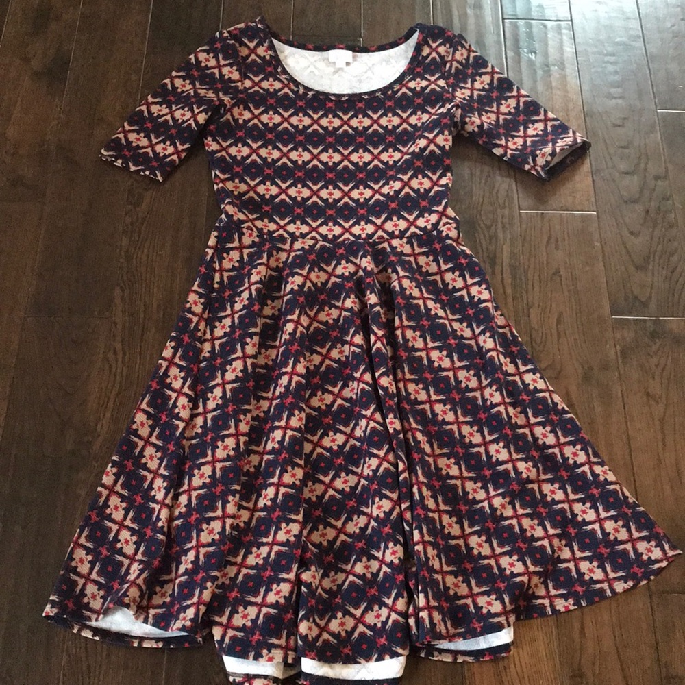 Lularoe Nicole midi length dress size large EUC